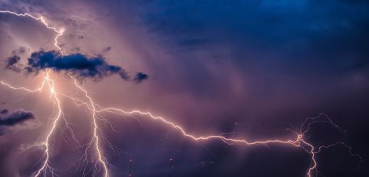 Blitze: Längster je gemessener Blitz ist 829 Kilometer lang – Rekord in den USA