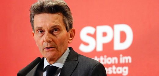 SPD: Rolf Mützenich fordert scharfe Reaktion auf Atomdrohungen von Donald Trump