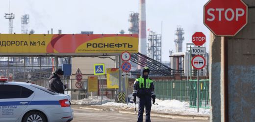Ukrainische Attacken auf Raffinerien: Russland verbietet nach Angriffen aus Ukraine Benzin-Exporte bis Ende September