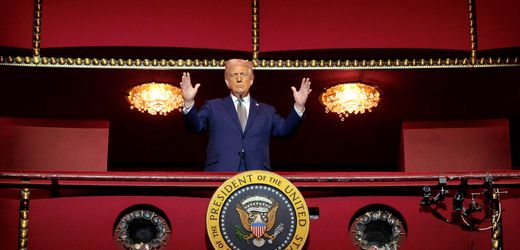 USA: Donald Trump kürt Sylvester Stallone und Kiss zu Kennedy-Center-Preisträgern