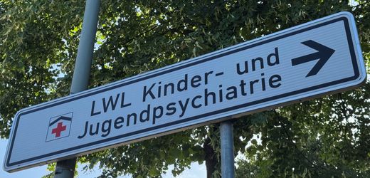 Paderborn: Wachmann verließ Psychiatrieküche kurz vor Messerangriff