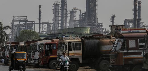 Ukraine-Krieg: Indien will trotz Trumps Drohungen offenbar weiterhin russisches Öl kaufen