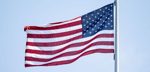 Donald Trump will Verbrennen der Flagge der USA mit Haft bestrafen