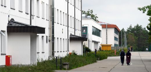 Zahl der Asyl-Erstanträge deutlich zurückgegangen