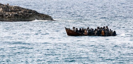 Lampedusa: Mindestens 26 Tote bei Bootsunglück