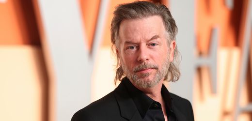 David Spade: Schauspieler hätte fast seine Schusswaffe gegen Autogrammjäger eingesetzt