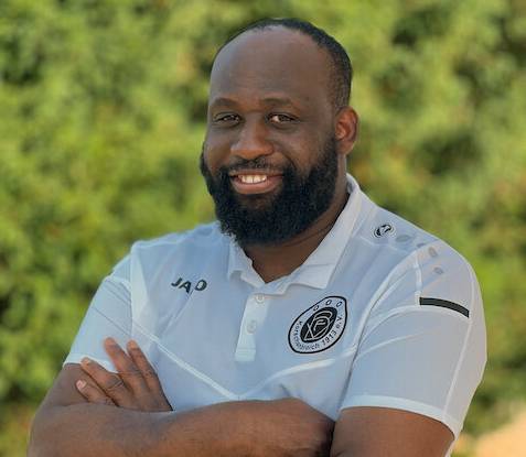 Korschenbroich-Coach Boubacar Coulibaly: Er trainierte unter Volker Finke beim SC Freiburg