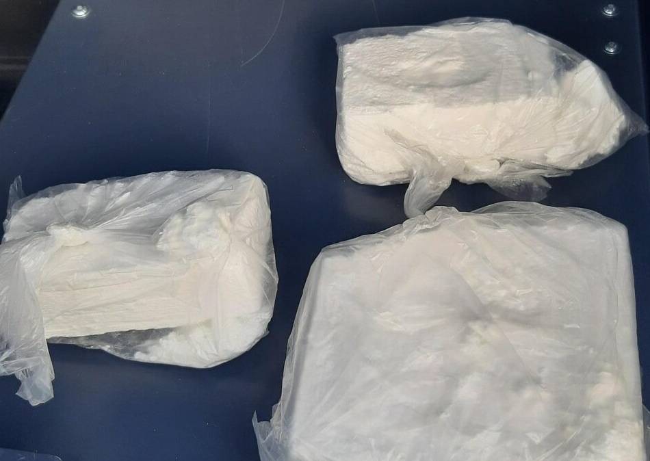 Festnahme auf A 57-Rastplatz bei Sonsbeck: Bundespolizei stellt über ein Kilogramm Kokain sicher