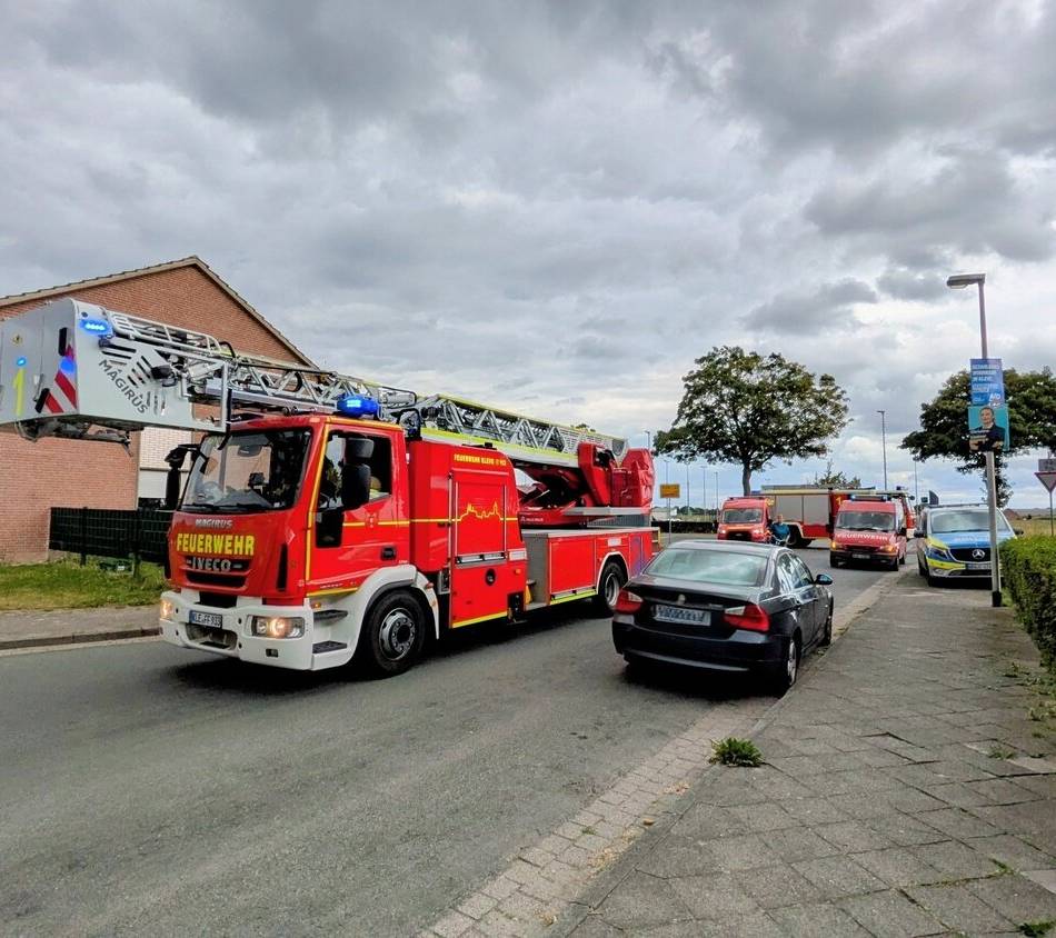 Einsatz der Feuerwehr: Fettexplosion in Kleve – Vier Menschen bei Küchenbrand verletzt