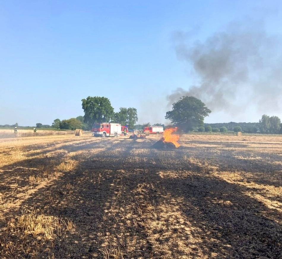 Feldbrand in Sonsbeck-Labbeck sorgt für Großeinsatz: Was Flächenbrände im Hochsommer den Einsatzkräften körperlich abverlangen