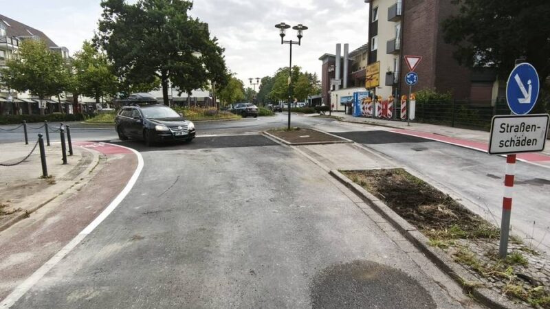 Bauarbeiten in Hösel: Kreisverkehr für den Verkehr wieder freigegeben