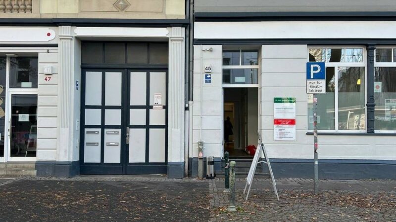 Düsseldorfer Eltern haben geklagt: Gipfeltreffen bei Gericht wegen des Suchthilfezentrums in Flingern