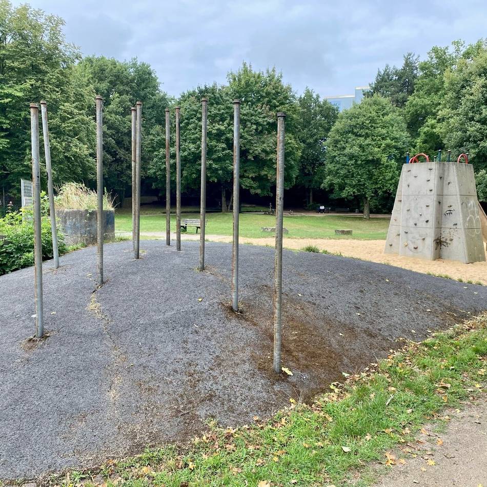 Freizeitangebot für Kinder in Düsseldorf: Kinderspielplatz und Bolzplatz Sermer Weg werden umgestaltet