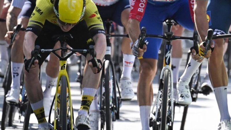Brite triumphiert: Brennan gewinnt erste Etappe der Deutschland Tour – Lipowitz tritt als Helfer auf