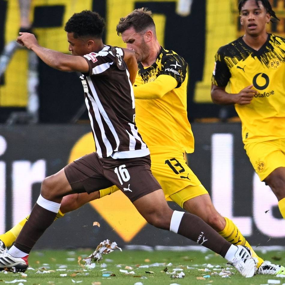 Doppelschlag in der Schlussphase: 3:3 im Abendspiel – St. Paulis vermiest dem BVB den Saisonstart