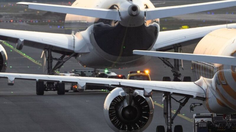 Entscheidung im Dauerstreit: Gericht: Lufthansa muss Condor-Gäste nicht bevorzugen
