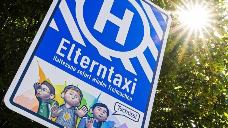An Grundschule St. Josef: Stadt richtet Haltestellen für Eltern in der Südstadt ein