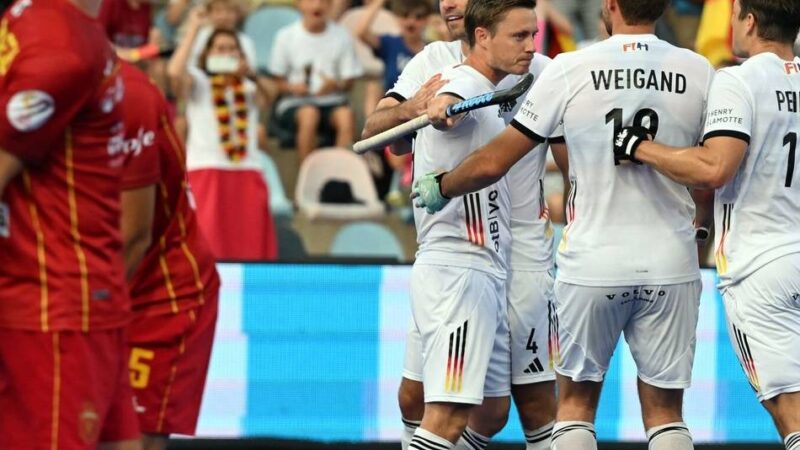 Überzeugende Leistung im Halbfinale: Deutsche Hockey-Herren schlagen Spanien mit 4:1 und stehen im EM-Finale