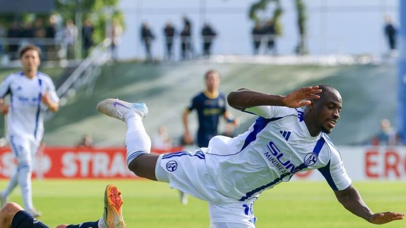 „Ich hoffe, die Person denkt noch mal über diese Worte nach“: Rassismus-Vorfall im Pokal – Schalkes Antwi-Adjei erstattet Anzeige