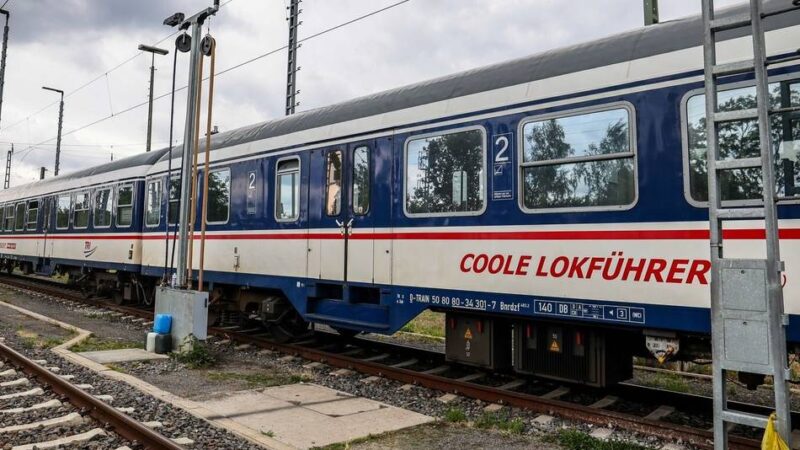Reisen mit Retro-Charme: Gegen die Bahnmisere – in 60 Jahre alten Waggons von Düsseldorf nach Hamm