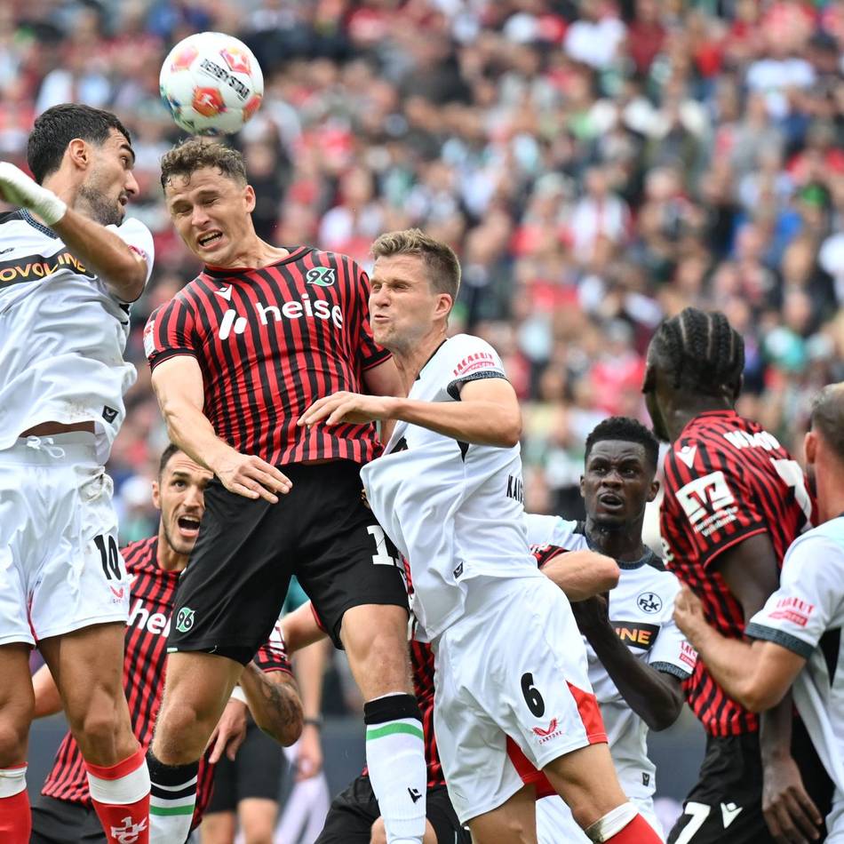 Auftakt der 2. Bundesliga: Titz feiert Sieg bei Hannover-Debüt, Spektakel in Fürth
