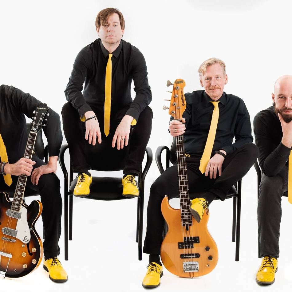 „BEAT!radicals“ in Hückeswagen: Party mit Beat- und Rockhits der 50er und 60er Jahre „unterm Schloss“