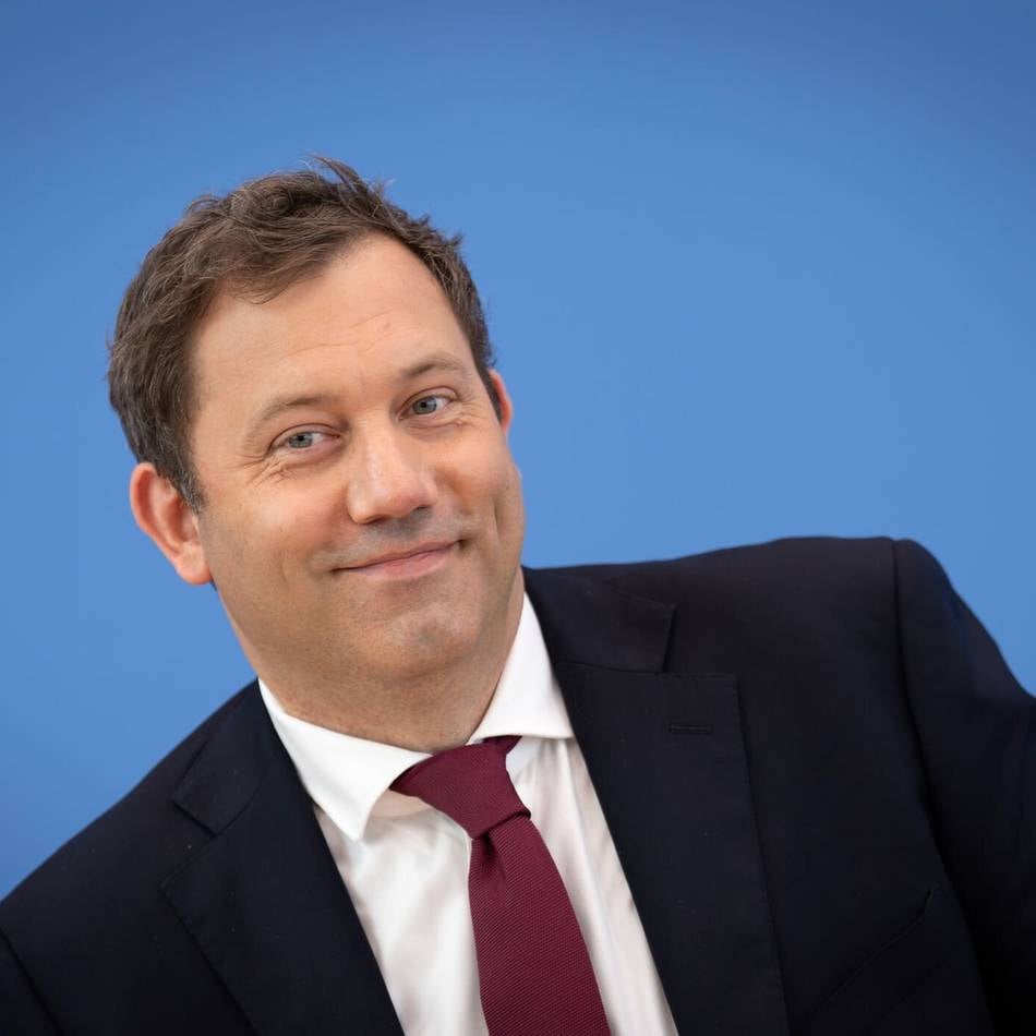 Wahlkampf in Mönchengladbach: Prominente Politiker kommen in die Stadt – einer lockt mit Kebab