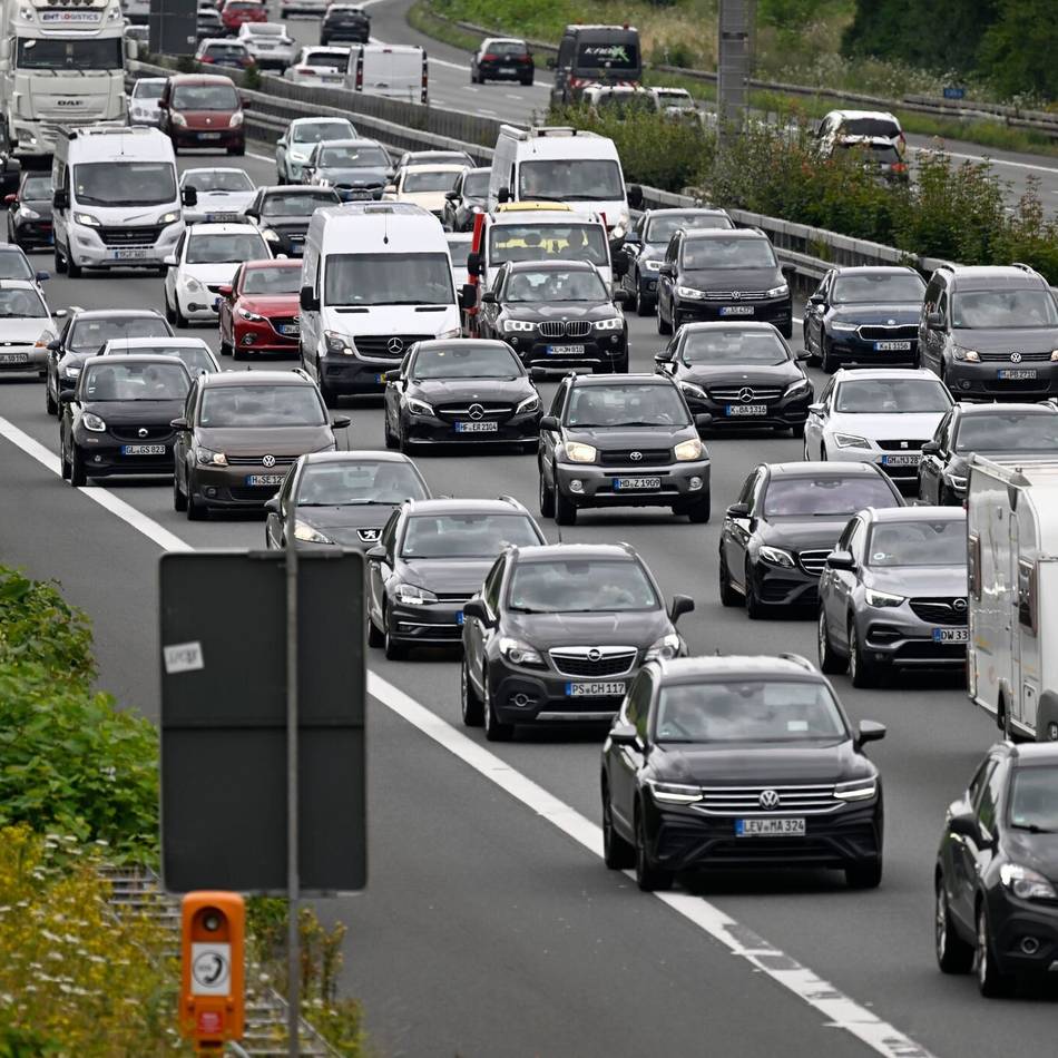 Verkehrslage in NRW: Ferienende in NRW – Hier staut es sich am meisten
