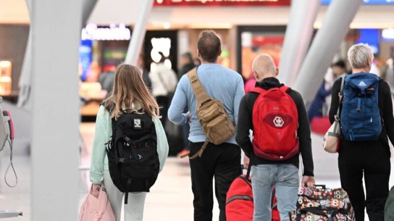 „Kaarster gegen Fluglärm“ ziehen Zwischenbilanz: Kritik an „starker Lärmbelastung durch Urlaubsreiseverkehr“