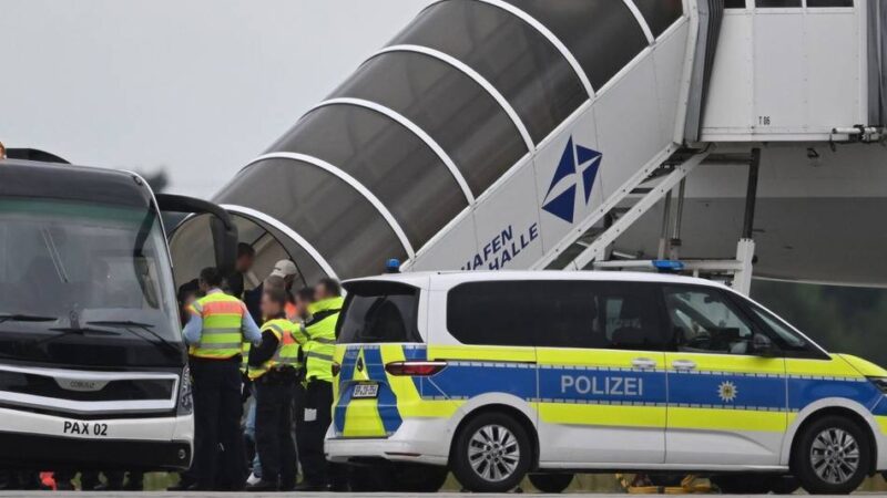 Aus dem Kreis Kleve nach Tadschikistan: Abschiebung von Dilmurod Ergashev vor Gericht – Menschenrechtler fordern Konsequenzen