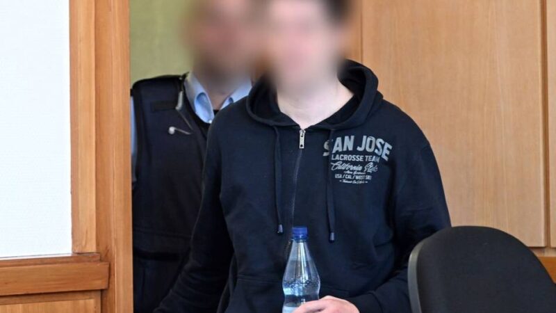 Unfälle zwischen Neuss und Hagen: Lkw-Chaosfahrt: Fahrer bleibt in psychiatrischer Klinik