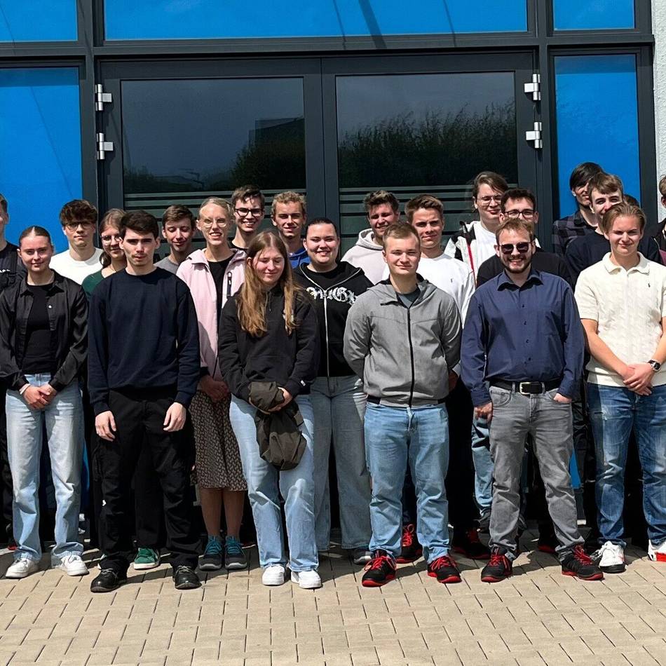 Maschinenbauunternehmen aus Hückeswagen: Klingelnberg fördert Nachwuchs: Ausbildungsbeginn für elf junge Menschen