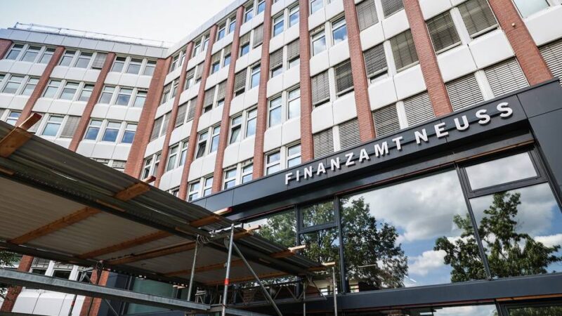 Veränderung des dualen Studiums: Finanzamt Neuss will seine Ausbildung attraktiver gestalten
