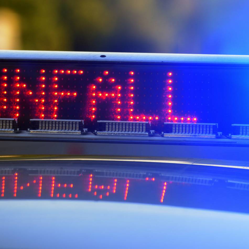 An der Kreuzung Rheinberger Straße/Eversaeler Straße: Rheinberger bei Unfall in Budberg schwer verletzt