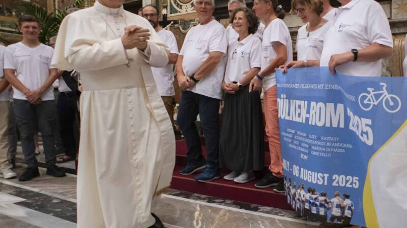 Privataudienz nach 1666 Kilometern: Papst Leo empfängt Fahrradpilger aus Dülken
