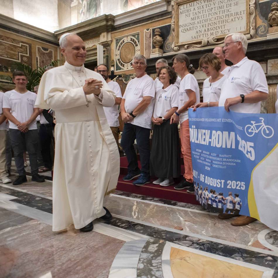 Privataudienz nach 1666 Kilometern: Papst Leo empfängt Fahrradpilger aus Dülken