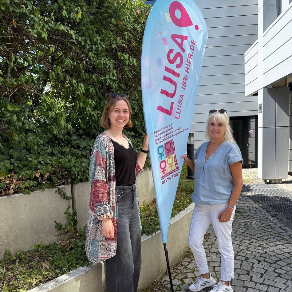 Kampagne „Luisa ist hier“ in Wermelskirchen: Wo Frauen auf der Herbstkirmes Schutz finden