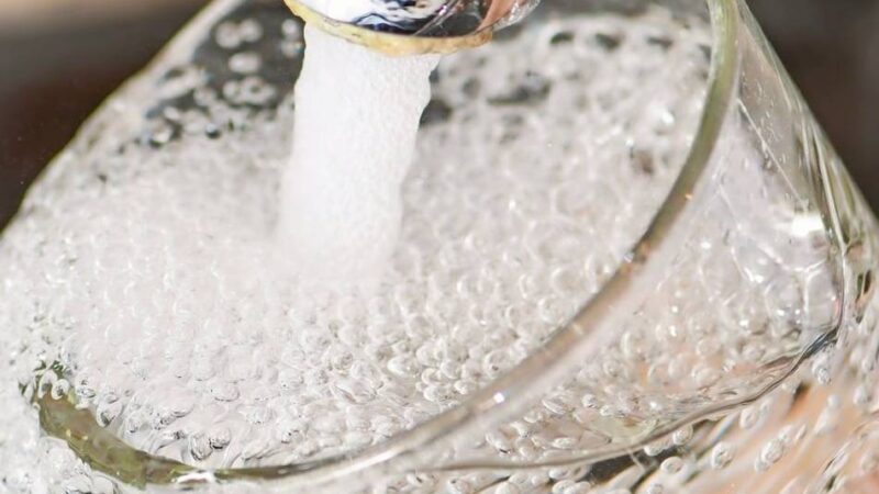 Preisanstieg in Emmerich: Stadtwerke erhöhen Trinkwasserpreis um 26 Cent