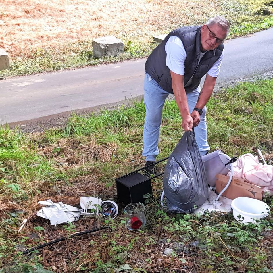 Oberdüsseler Weg: Wilde Müllkippe sorgt in Wülfrath für Ärger