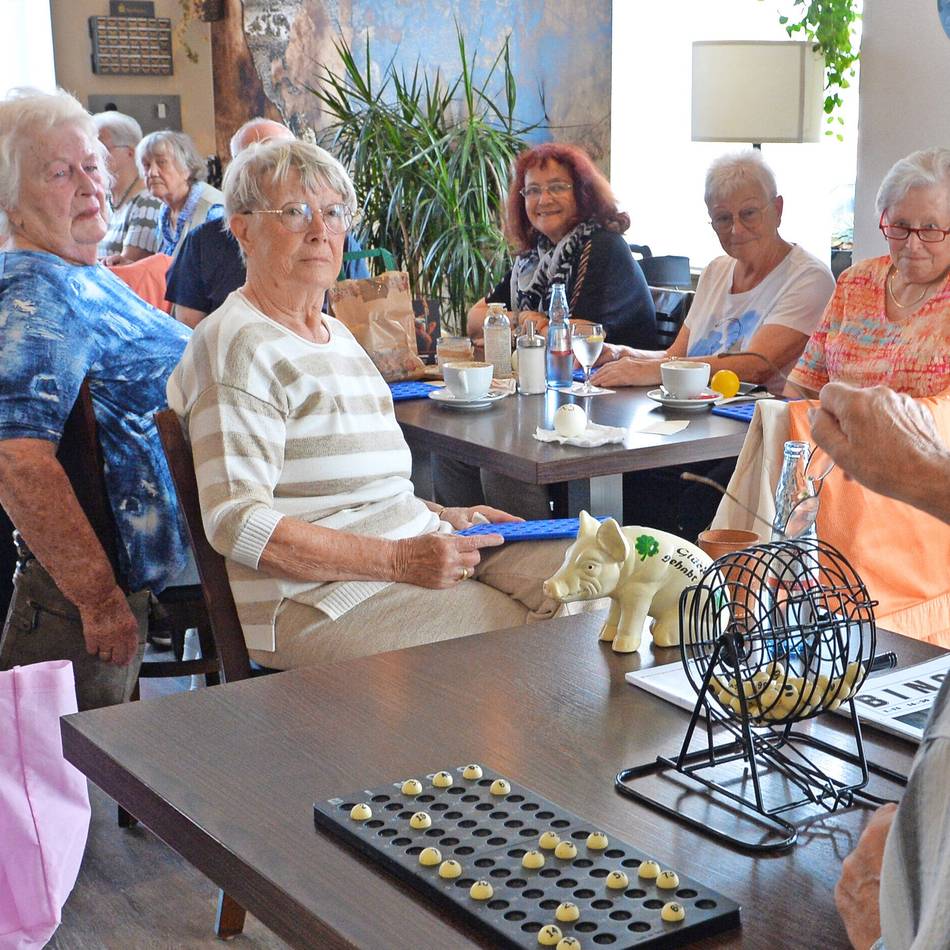 „Inside“: Warum Bingo in Neviges so beliebt ist