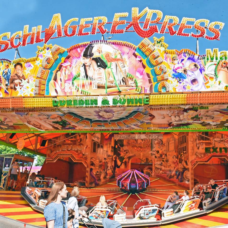 Betreiber der „Raupe“ auf der Neusser Kirmes: „Aufbauen, abbauen, Kilometer fressen – das ist der Takt im Schaustellerleben“