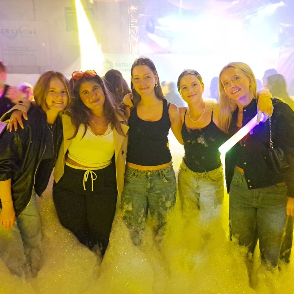 Hückeswagener zu Gast bei der Löschgruppe Herweg : Drei Tage Musik, Schaum und Kameradschaft