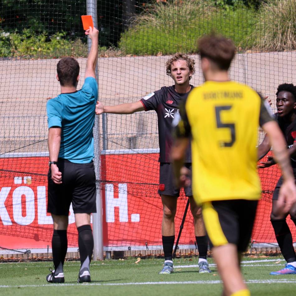 Erste Niederlage der Saison: U19 verliert in Unterzahl gegen den BVB