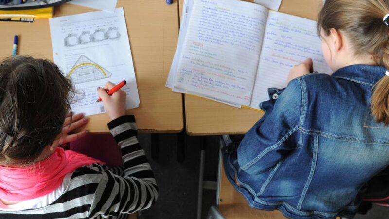 Bildung in Mönchengladbach: Immer mehr Schüler – bei zu wenig Platz