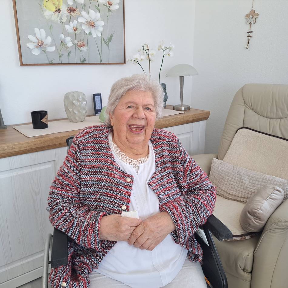Lucie Gerke war bei Patienten im Hückeswagener Krankenhaus beliebt: Ehemalige Krankenschwester des Marienhospitals wird 90