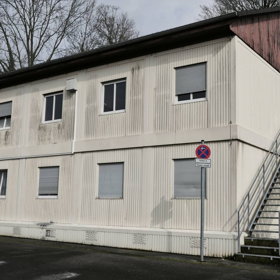 Glück im Unglück in Mettmann: Brand in der Obdachlosenunterkunft Hammerstraße