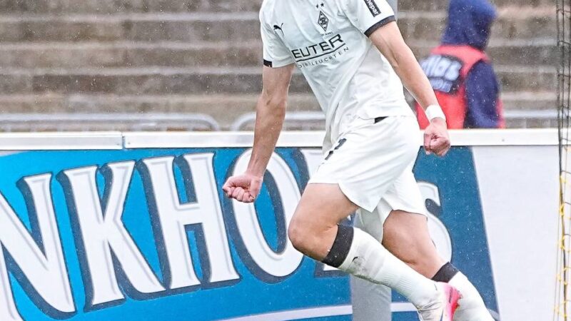 Urbich unaufhaltsam: Gladbachs U23 gewinnt das Borussia-Duell in Dortmund