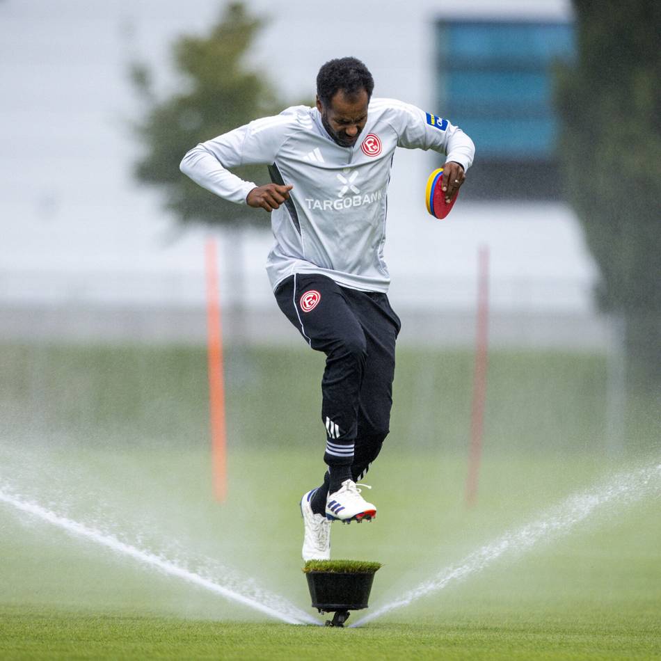 Fortuna-Trainer Thioune vor Zweitliga-Start: „All-in“ für den Aufstieg, Vertrauen in Siebert und Itten ohne großen Druck