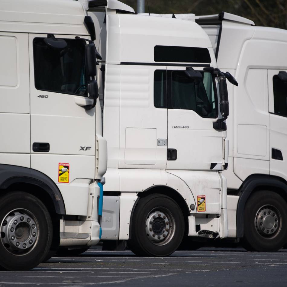Landesweite Aktion: Polizei kontrolliert auch im Kreis Kleve im großen Stil den Güterverkehr