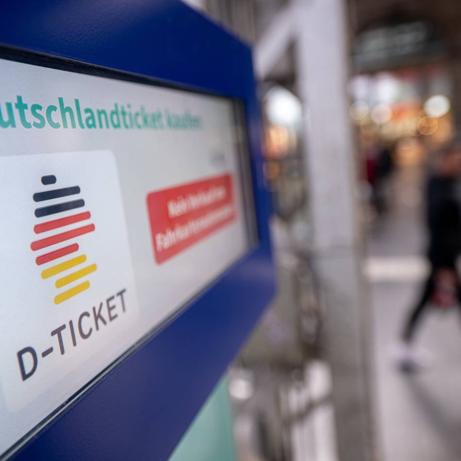 Verkehrsunternehmen in Moers: Schüler-Deutschlandticket für Selbstzahler – das rät die Niag